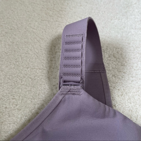 ✨HOST PICK✨Lululemon Swift Speed Bra High Support, A-E Cups Violet Verbena 40C - Picture 6 of 14